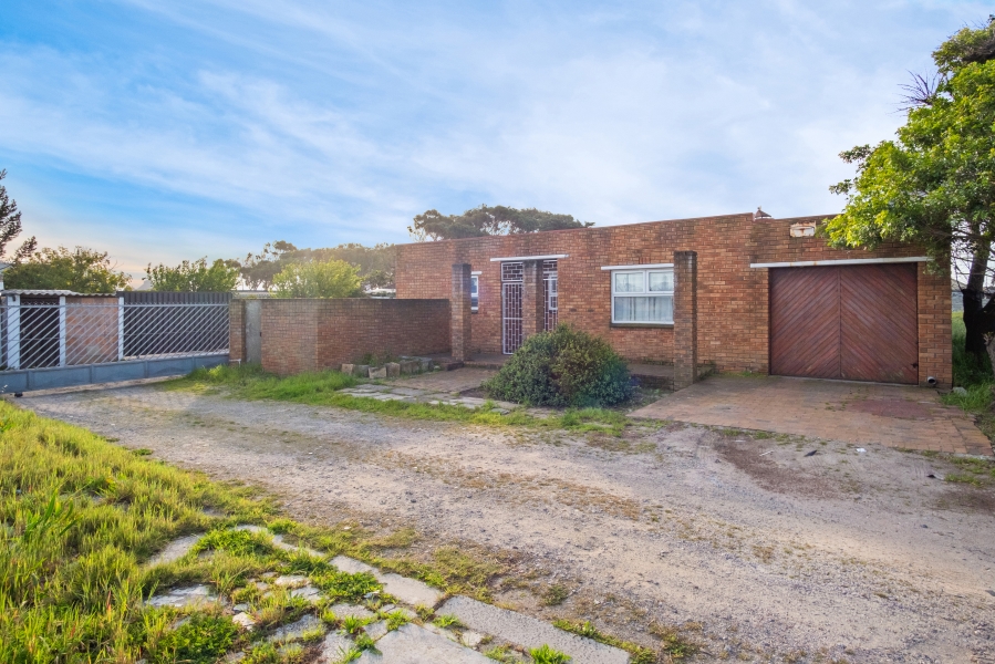 3 Bedroom Property for Sale in Lotus River Western Cape